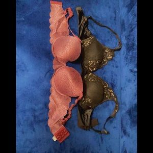 2 bras. Both sizes are: 32B